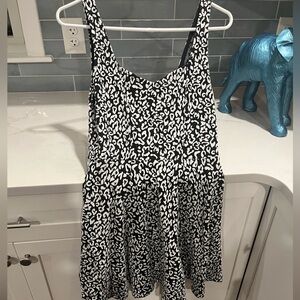 Express Dress (M) - (Must Add to a Bundle Amounting to a Minimum of $20)